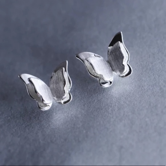Sterling Silver 925 Butterfly 🦋 Stud Earrings - Picture 2 of 6